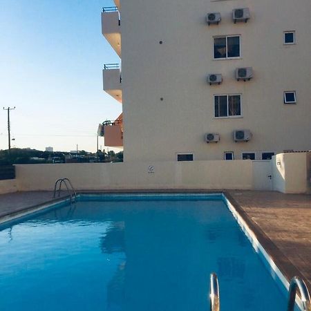 Pool Apartment Larnaca Exterior photo
